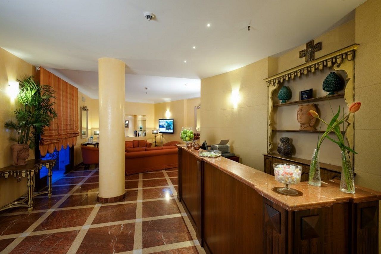 Hotel Vecchio Borgo Palermo Bagian luar foto