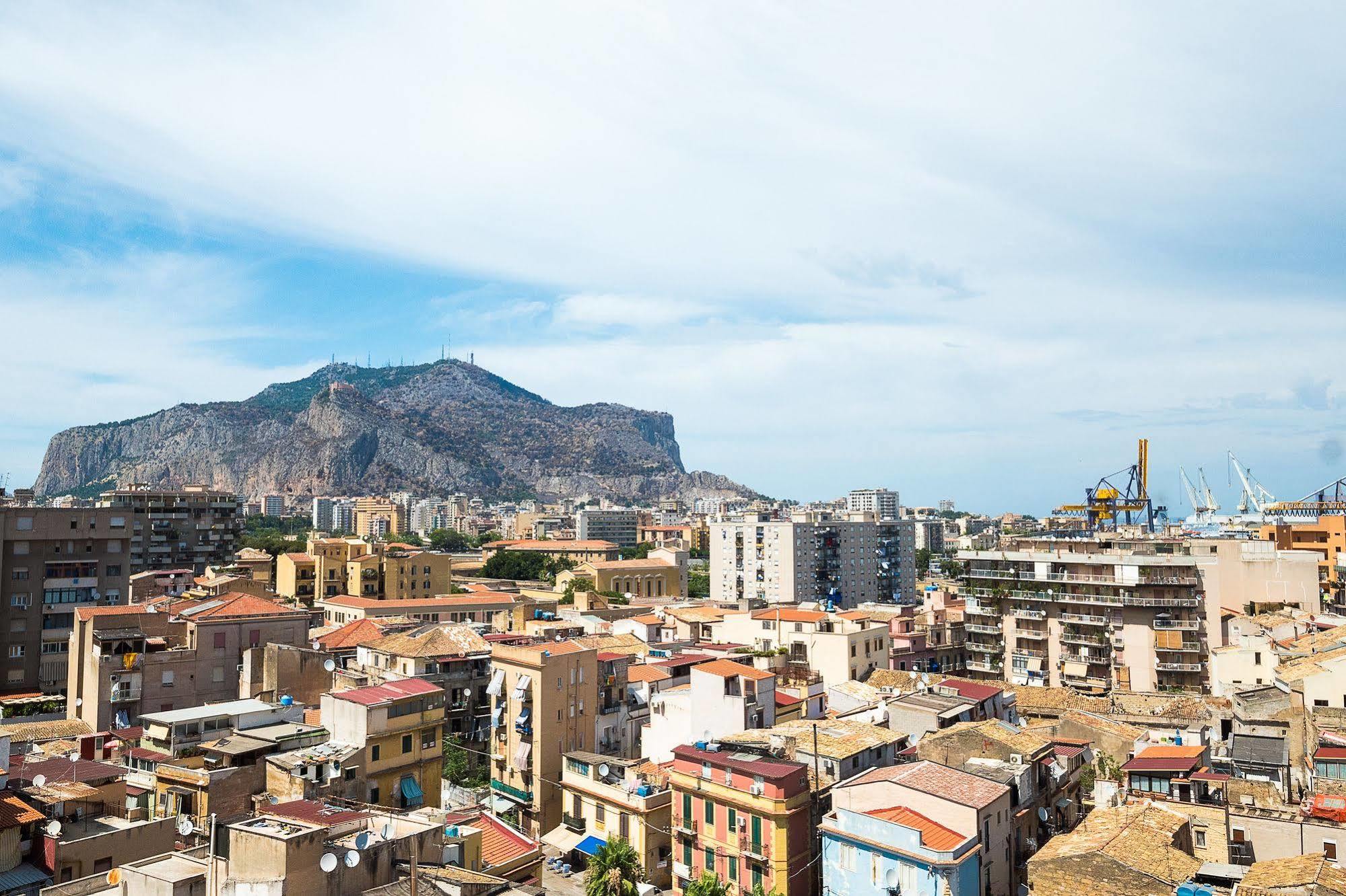 Hotel Vecchio Borgo Palermo Bagian luar foto